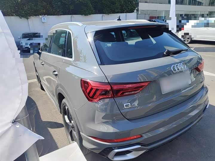 Фото 5 - Audi Q3