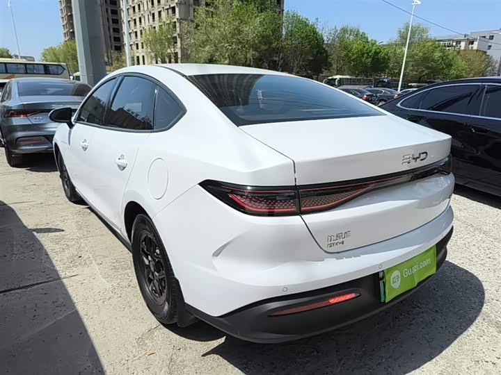 BYD Seal 05 DM-i Hybrid 2025 2025款 DM-i 智驾版 55KM豪华型