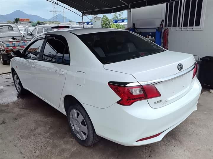 2020 BYD F3
