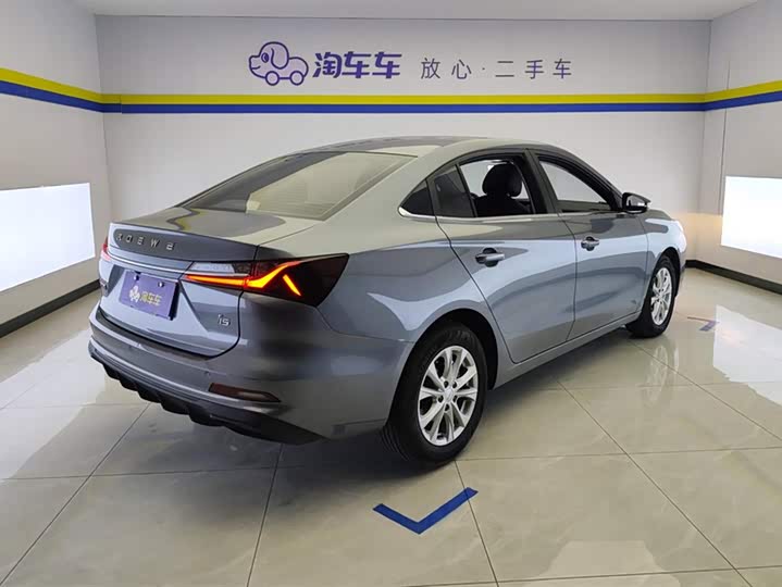 Фото 3 - Roewe i5