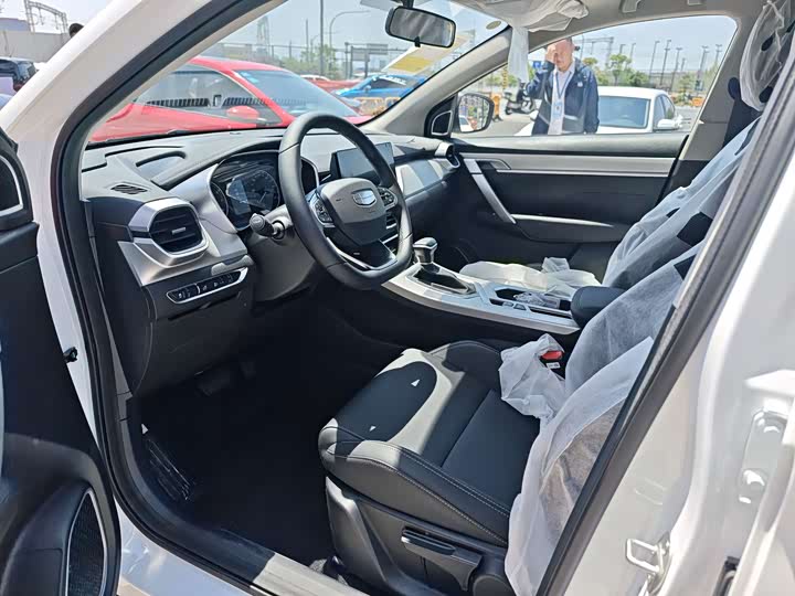 Geely Coolray 2025 2025款 1.5L CVT 超能