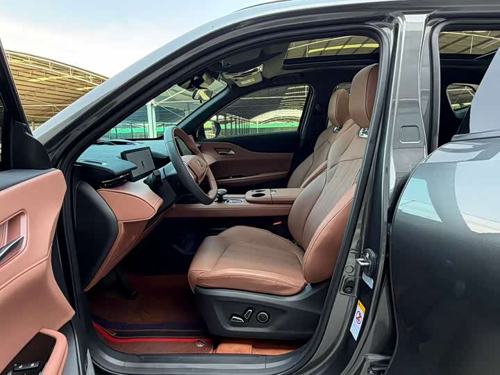 Changan UNI-Z 2025 2025款 1.5T 尊贵型