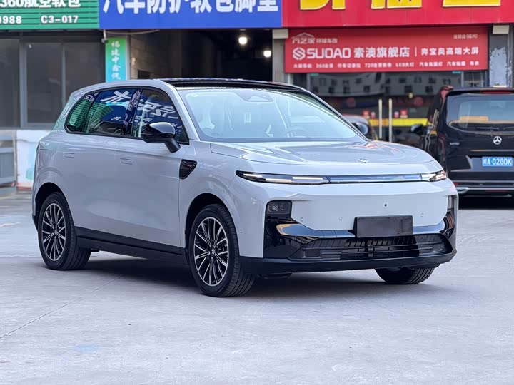 2025 Leapmotor B10