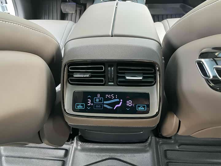 BYD Han 2020 2020款 DM 四驱性能版豪华型