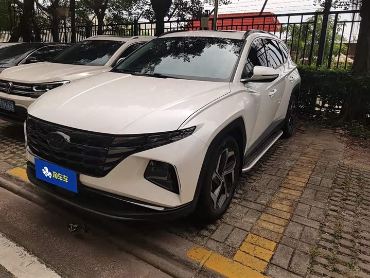Hyundai Tucson L 2023 2023款 途胜L 1.5T 自动两驱LUX尊贵版