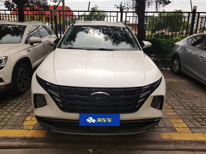 Hyundai Tucson L 2023 2023款 途胜L 1.5T 自动两驱LUX尊贵版