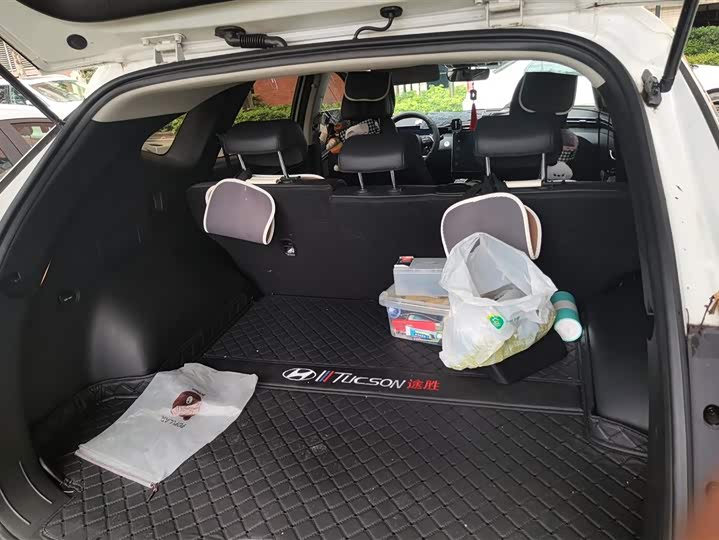 Hyundai Tucson L 2023 2023款 途胜L 1.5T 自动两驱LUX尊贵版