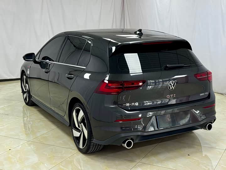 2023 Volkswagen Golf GTI