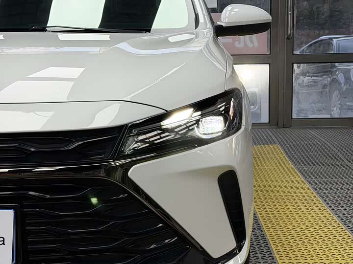 Chevrolet Monza 2023 2023款 1.5L 双离合悦享版