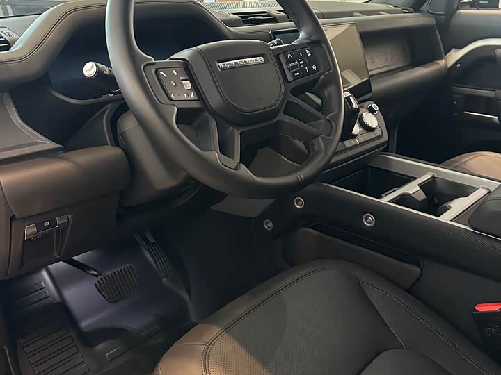 2026 Land Rover Defender