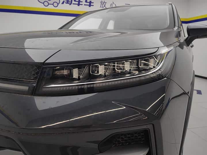 2022 Exeed LX C-DM Hybrid