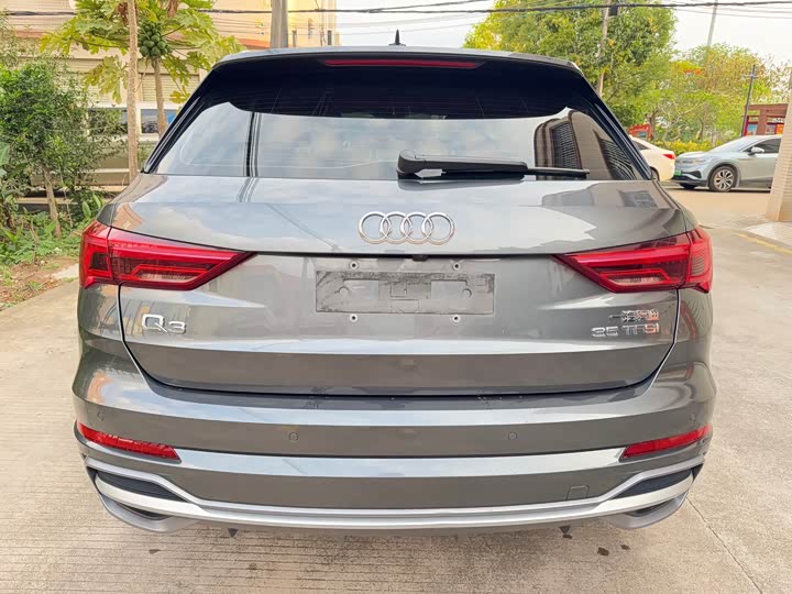 Фото 5 - Audi Q3