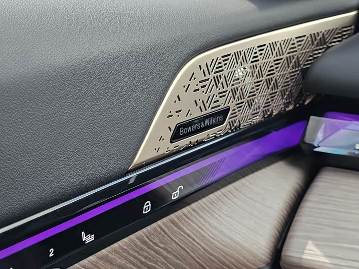 Фото 5 - BMW 5 Series