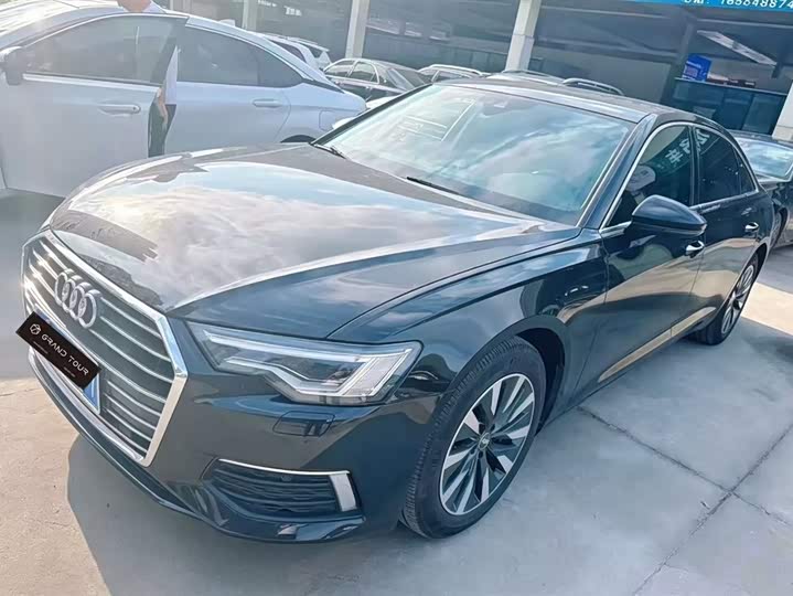 Photo 1 - Audi A6L