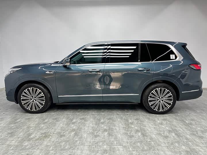 Geely Galaxy M9 2025 2025款 210km 四驱领航版