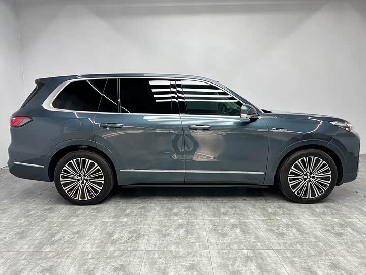 Geely Galaxy M9 2025 2025款 210km 四驱领航版