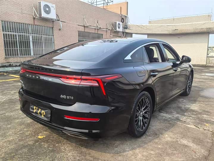 Bestune B70 2023 2023款 第三代 1.5T 自动乐享型70周年纪念版