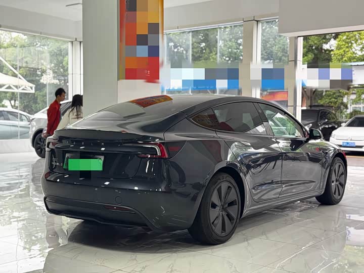 Tesla Model 3 2025 2025款 后轮驱动版