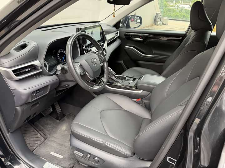 Toyota Highlander 2024 2024款 2.5L智能电混双擎四驱豪华版 7座