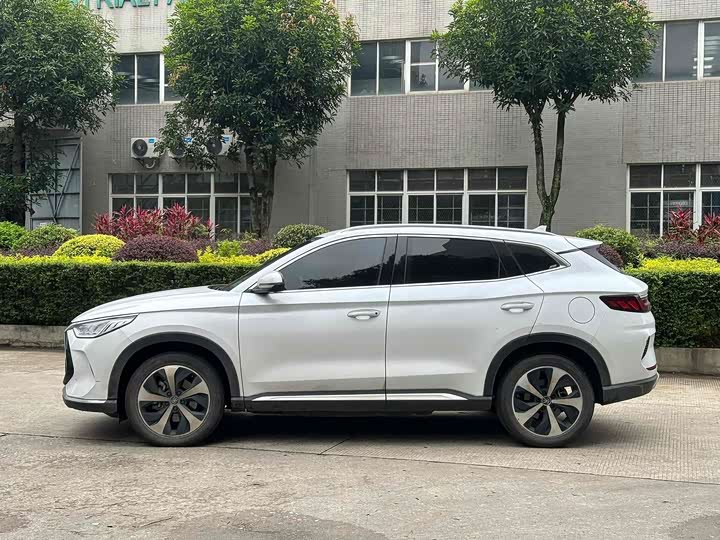 Фото 3 - BYD Song Plus Hybrid/EV