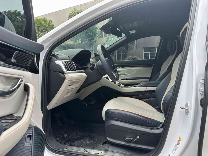 Фото 8 - BYD Song Plus Hybrid/EV