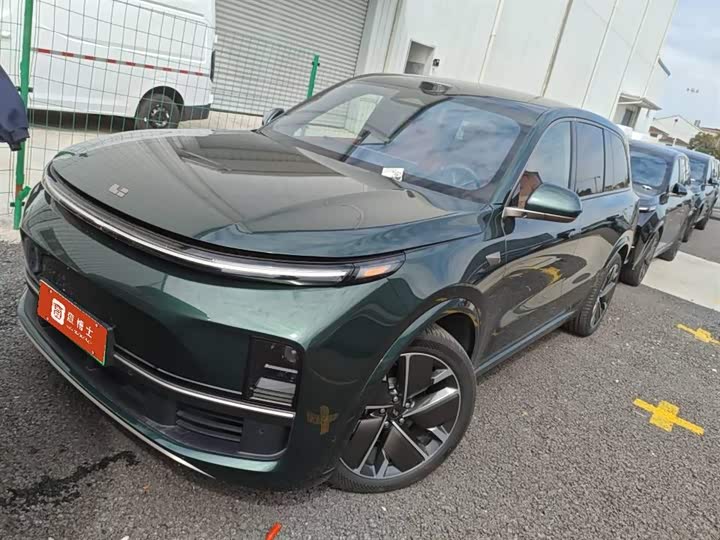 2025 LiXiang L9