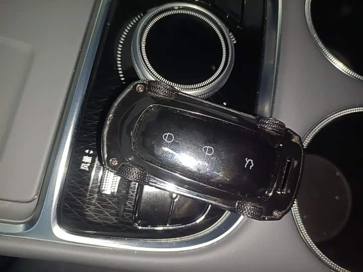 Geely Galaxy L6 2025 2025款 EM-i 60km 启航版