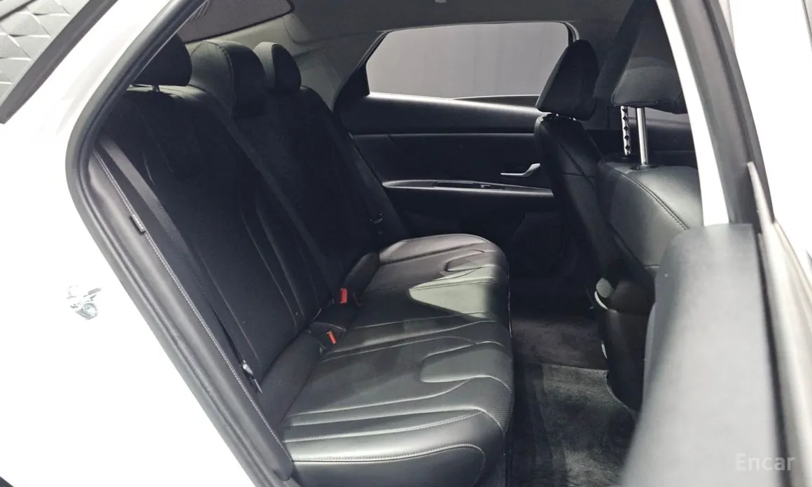 Hyundai Avante 2023 1.6 LPi (Rent car)
