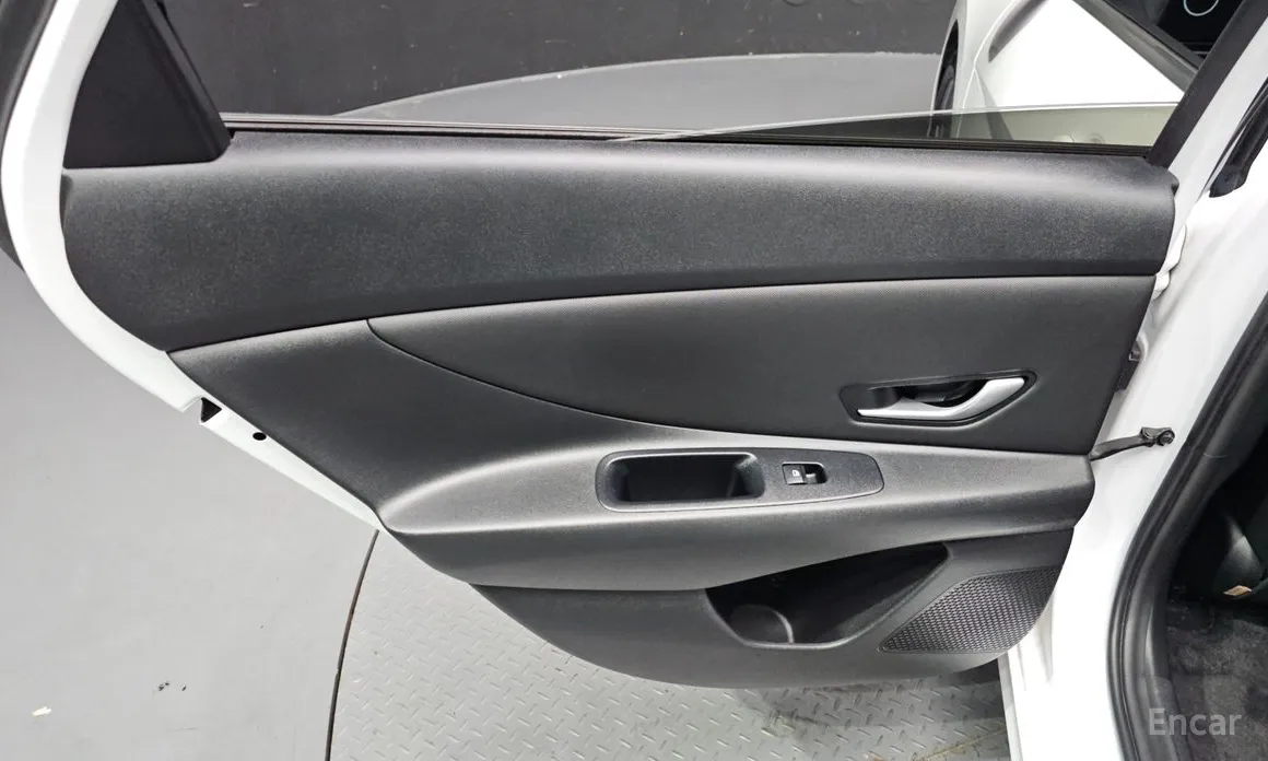 Hyundai Avante 2023 1.6 LPi (Rent car)
