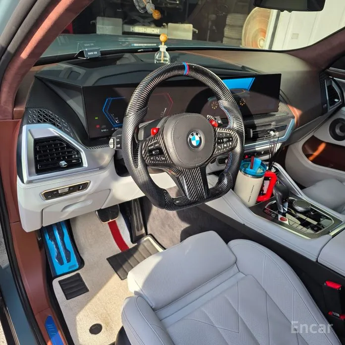 BMW XM 2023 4.4
