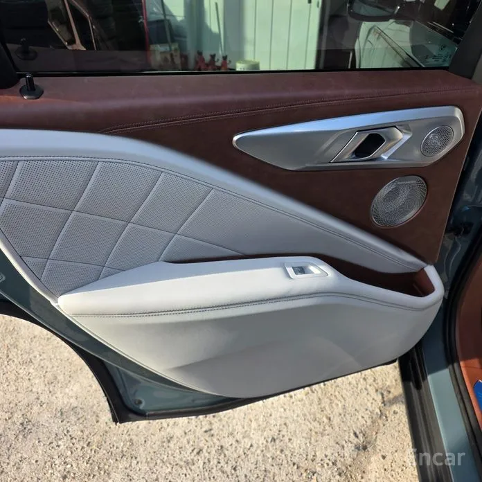 BMW XM 2023 4.4
