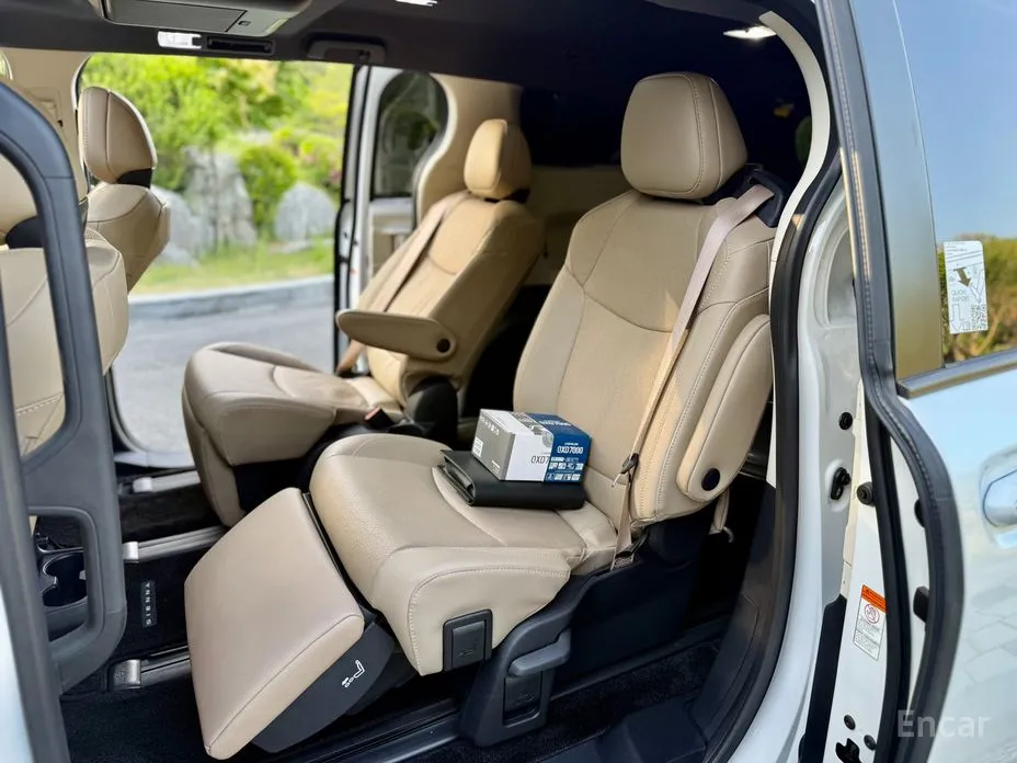 Фото 16 - Toyota Sienna