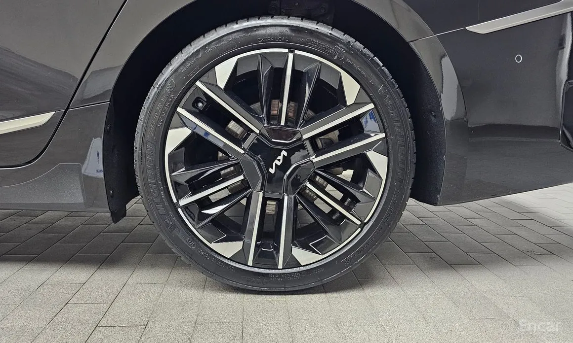 Kia K8 2024 Signature