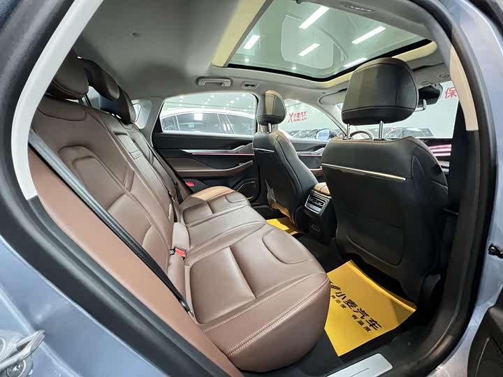 Lincoln Z (Zephyr) 2024 2024款 2.0T 两驱尊尚混动版