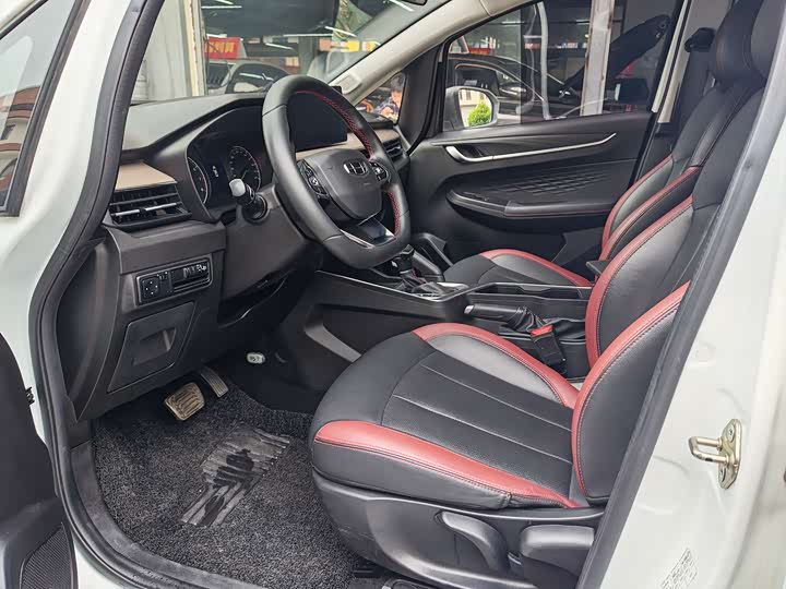 Geely Vision X3 2021 2021款 PRO 1.5L CVT尊贵型