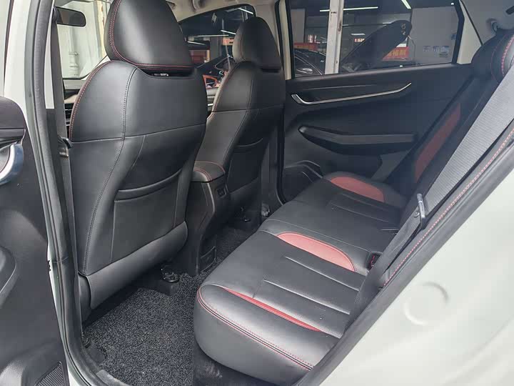Geely Vision X3 2021 2021款 PRO 1.5L CVT尊贵型