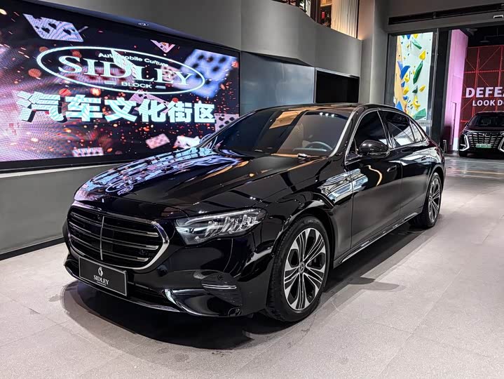 Zdjęcie 1 - Mercedes-Benz E-Class