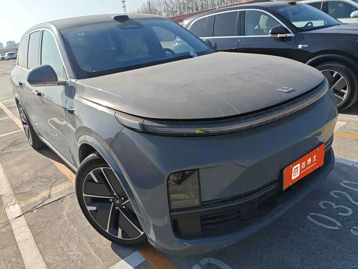 LiXiang L8 2025 2025款 Pro 智能焕新版