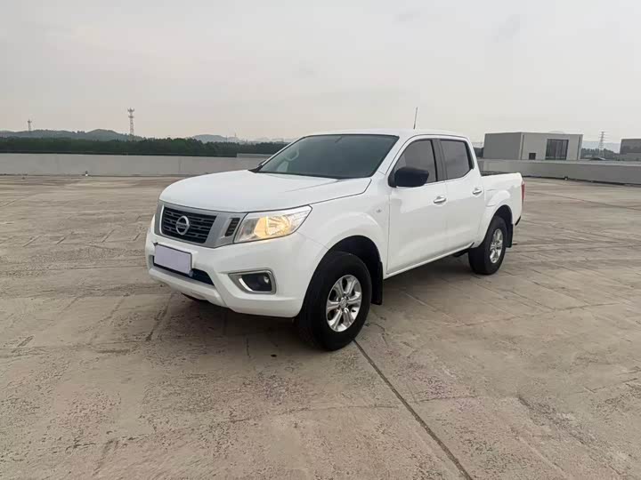Фото 1 - Nissan Navara