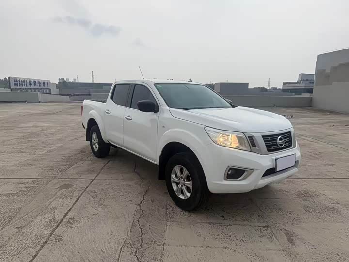 Фото 3 - Nissan Navara