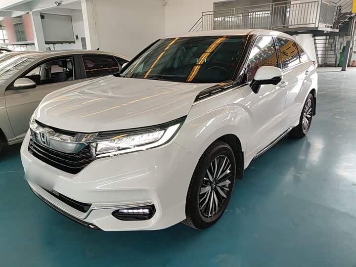 Фото 2 - Honda Avancier