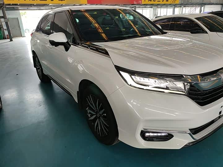 Фото 4 - Honda Avancier
