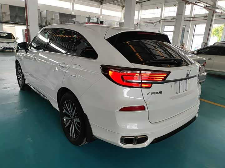 Фото 5 - Honda Avancier