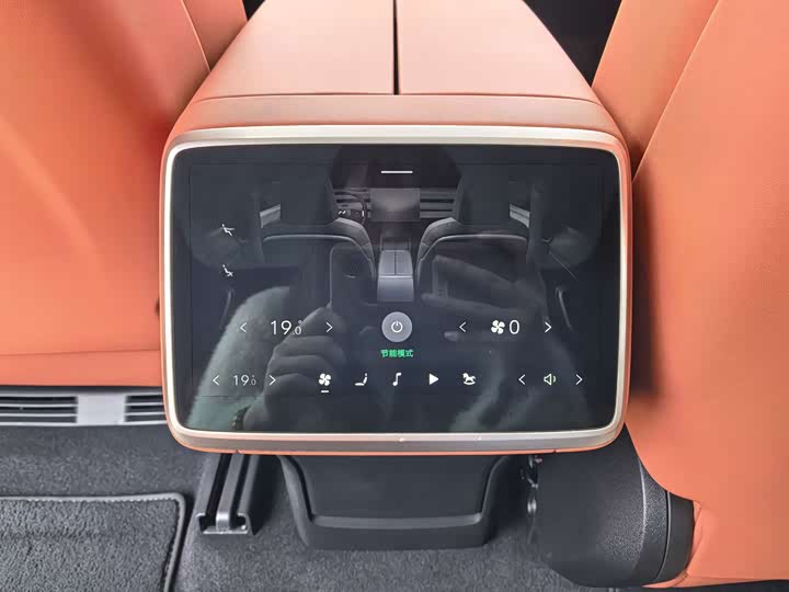 Nio Onvo L60 2024 2024款 60kWh 四驱版
