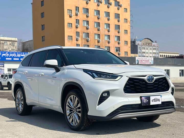 Toyota Highlander 2024 2024款 2.5L智能电混双擎两驱尊贵版 7座