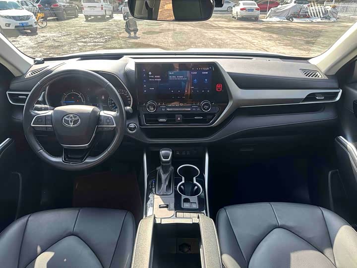 Toyota Highlander 2024 2024款 2.5L智能电混双擎两驱尊贵版 7座