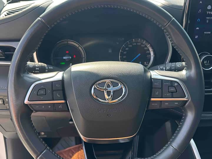 Toyota Highlander 2024 2024款 2.5L智能电混双擎两驱尊贵版 7座