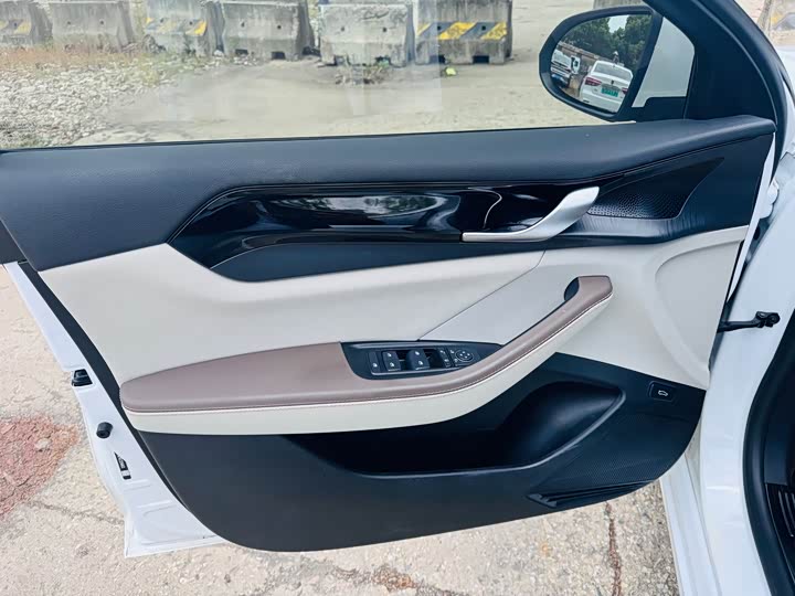 Фото 8 - BYD Qin Plus
