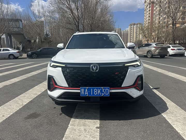 Changan CS35 Plus 2021 2021款 蓝鲸NE 1.4T DCT尊贵型