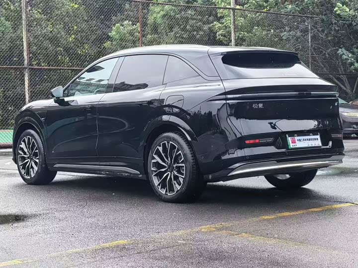 Zeekr 7X 2025 2025款 75kWh 后驱智驾版